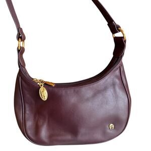 Vintage Etienne Aigner Leather Curved Bottom Shoulder Bag Burgundy Wine